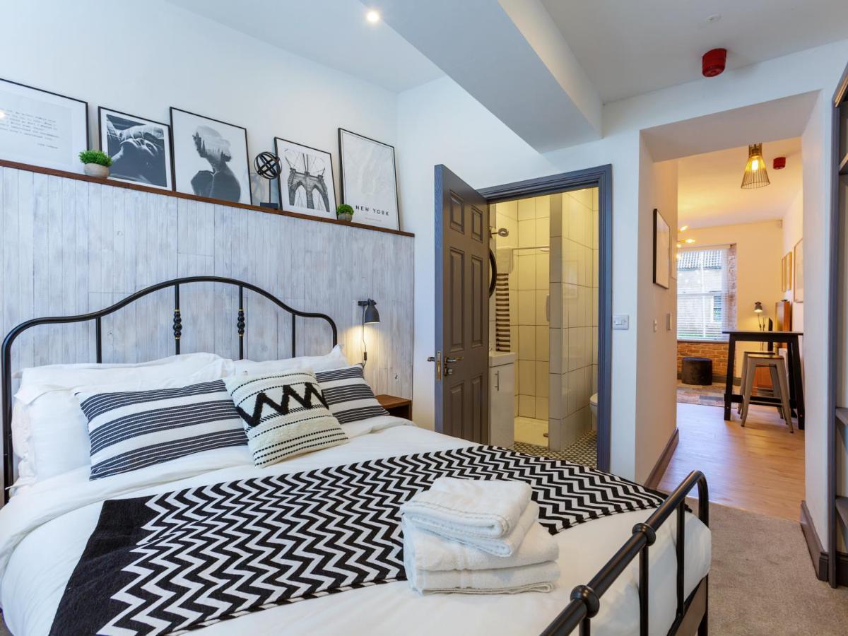 Macs Townhouse Dungarvan Дангарван Экстерьер фото